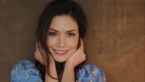 Commercial Portrait LUT: Clean & Transparent