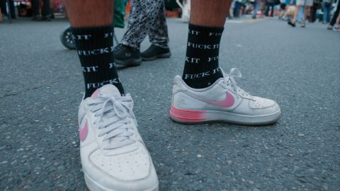 Cool Blue Tint with a Subtle Daylight Effect