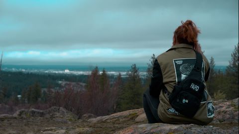 Seaside Serenity: A Cool-Toned Travel Promo LUT