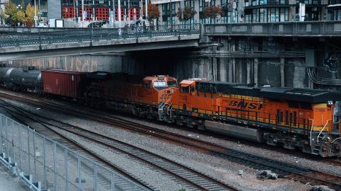 Frozen Cinematic Tones