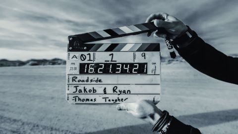 Cinematic Neutral Gray: Universal Camera Support for Technical Monitoring