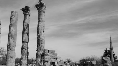 Monochrome Nostalgia Moments